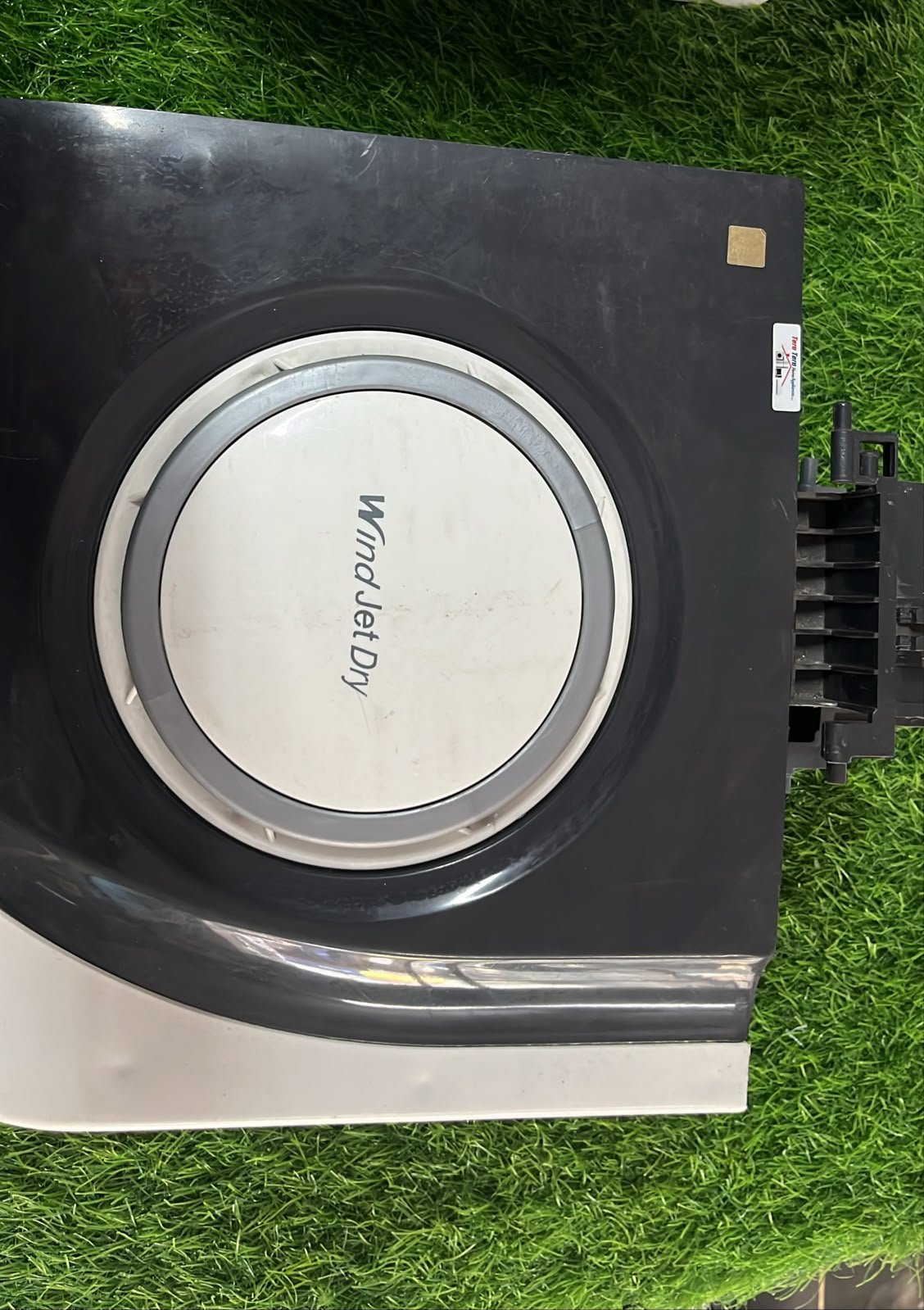 LG washing machine spin door