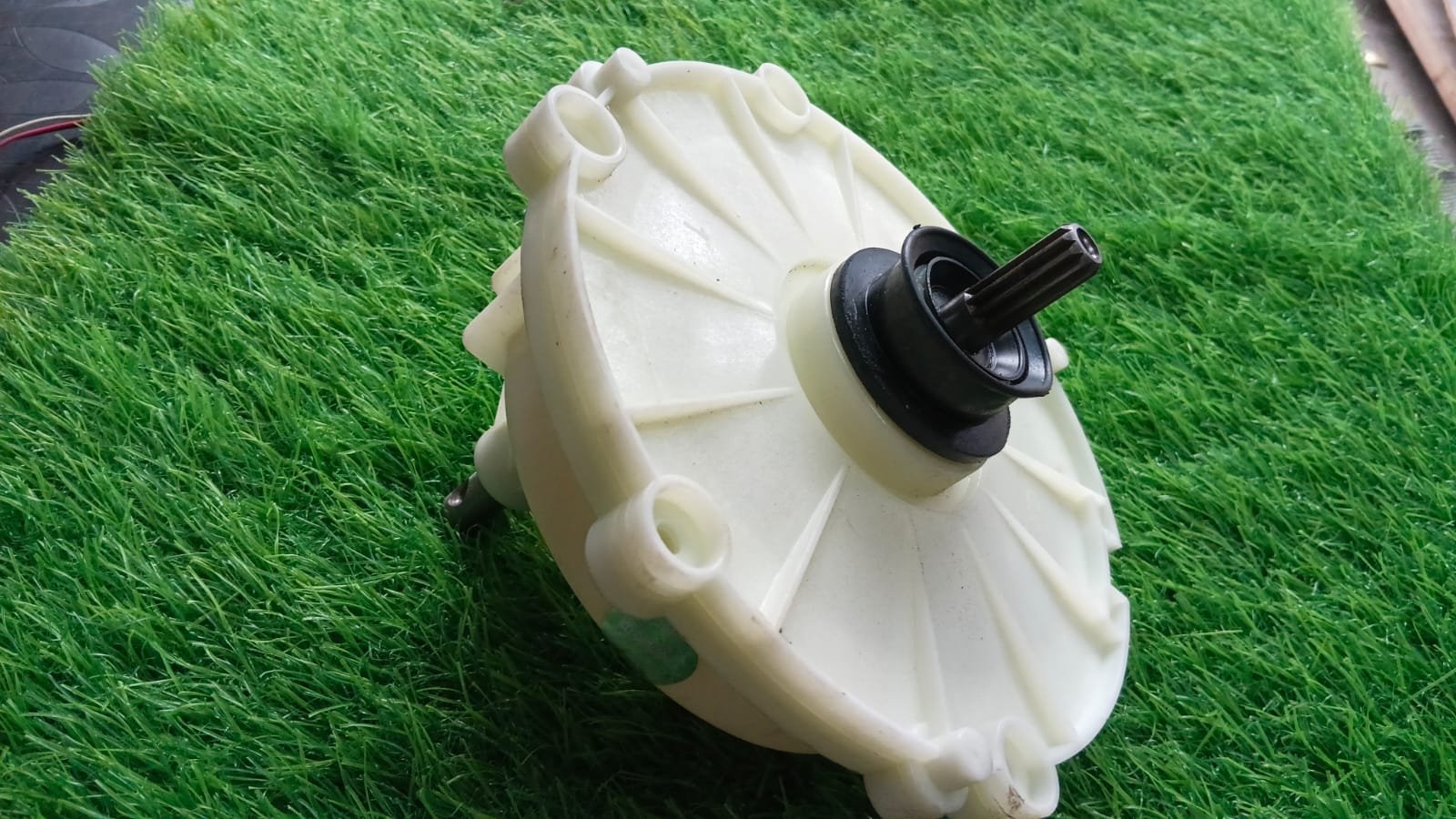 LG Old Model Washing Machine Gearbox - Image 2